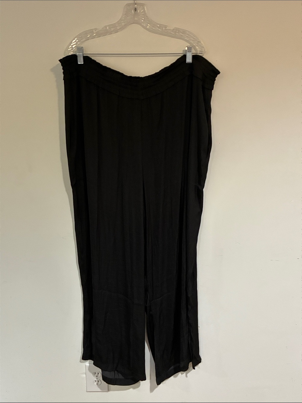 Avenue Black Lightweight Wide-Leg Pull-On Pants